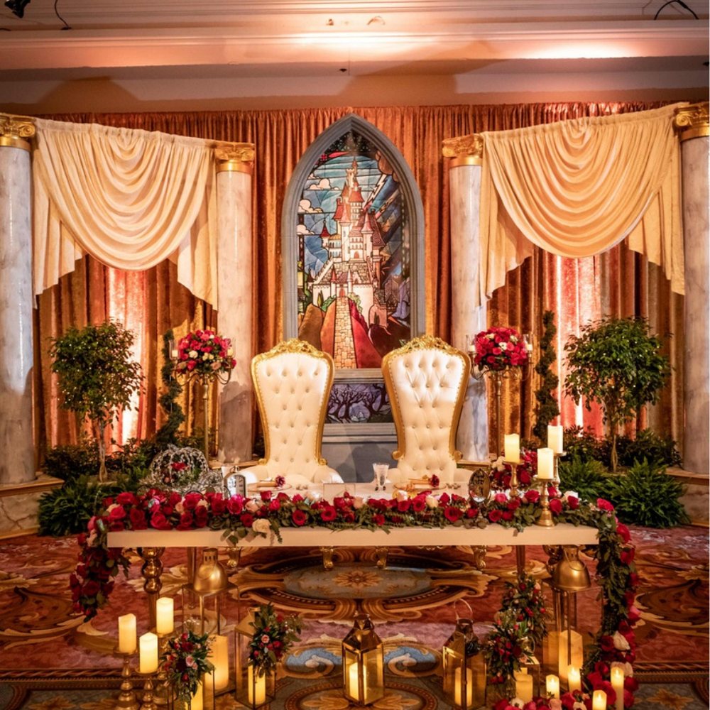 Sweetheart stage with candles & florals