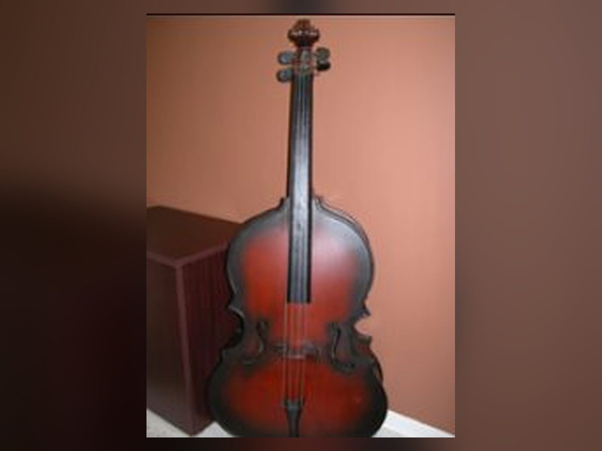 Oversized bass fiddle prop